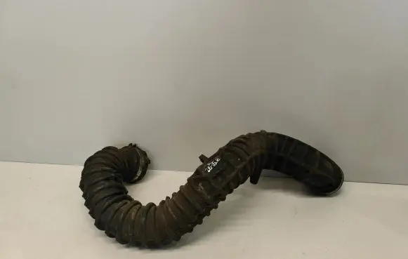 Opel Vivaro Intercooler hose/pipe 93858731 8200607746