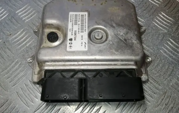 Peugeot Bipper Engine control unit/module 55267344