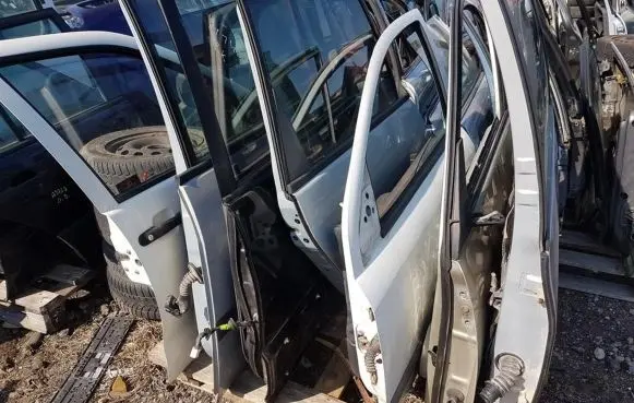 Renault Scenic II - Grand scenic II Rear door PILKOS