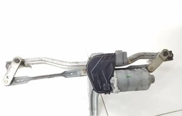 Renault Trafic III (X82) Front wiper linkage and motor 288004907R 0390243508