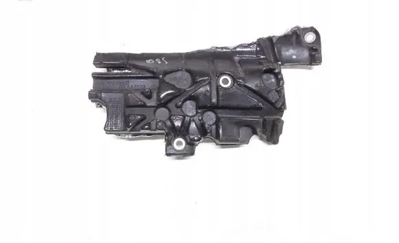 Audi A3 S3 8V Heat shield in engine bay 04L103954D
