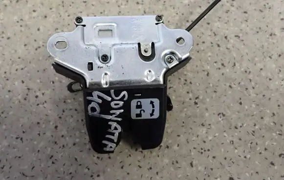 Hyundai Sonata Tailgate/trunk/boot lock/catch/latch 