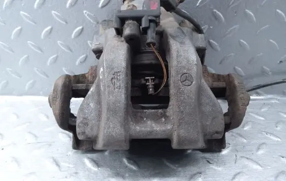 Mercedes-Benz E W211 Rear brake caliper A0024202683 A002420268380 0024202683