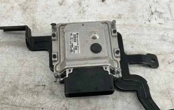 KIA Rio Engine control unit/module ECU 9001140731KB 1E34807X 3911103855