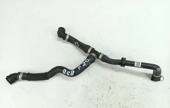 Engine coolant pipe/hose