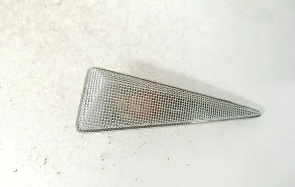Renault Megane II Front fender indicator light 82000271516