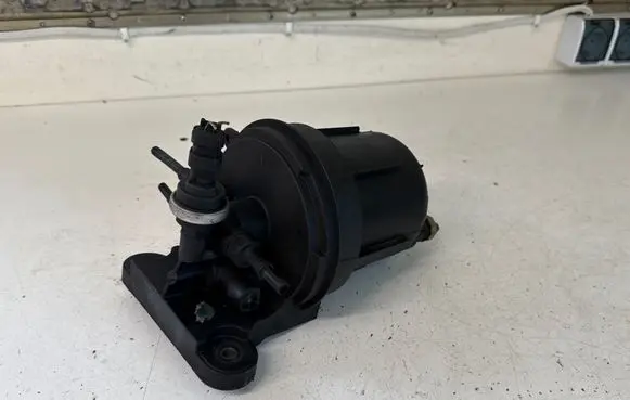 Ford Transit Custom Fuel filter housing