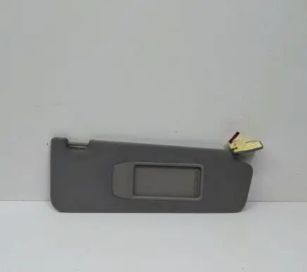 Sun visor