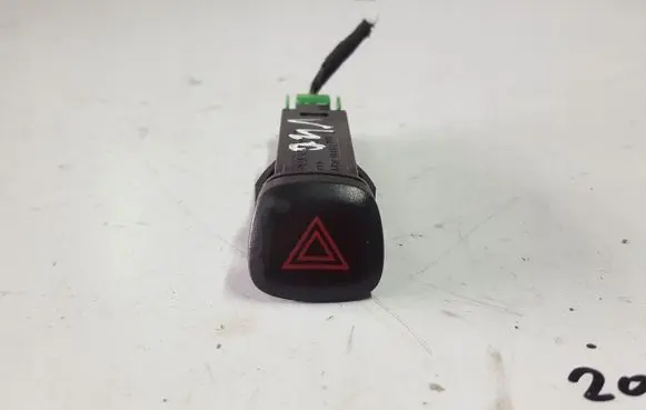 Volvo V40 Hazard light switch