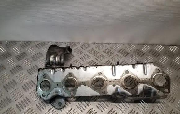 Other engine bay part
