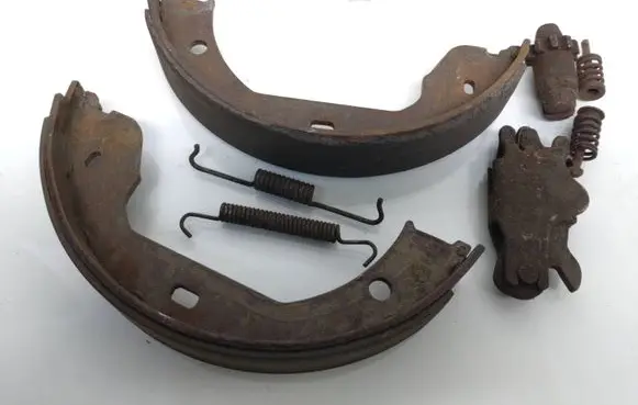 BMW 5 E60 E61 Handbrake/parking brake pads 