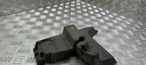 Land Rover Range Rover Sport L494 Other engine bay part