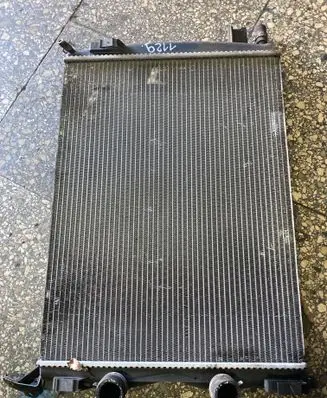 Nissan Qashqai Coolant radiator M150816A