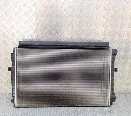Skoda Octavia Mk3 (5E) Coolant radiator 5Q0121251GQ