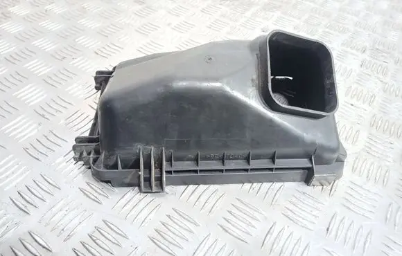 Mitsubishi Outlander Other engine bay part