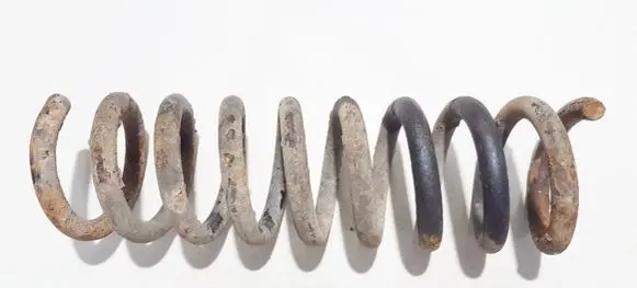 Mercedes-Benz E W210 Rear coil spring