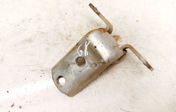 Toyota Avensis Verso Rear door lower hinge