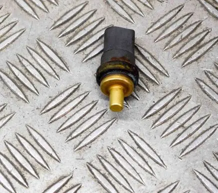 Coolant temperature sensor