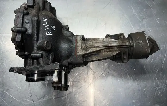 Toyota RAV 4 (XA20) Front differential 