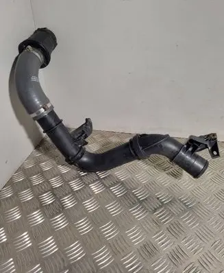 Renault Trafic III (X82) Intercooler hose/pipe 1065337S02 144601915R 93867721