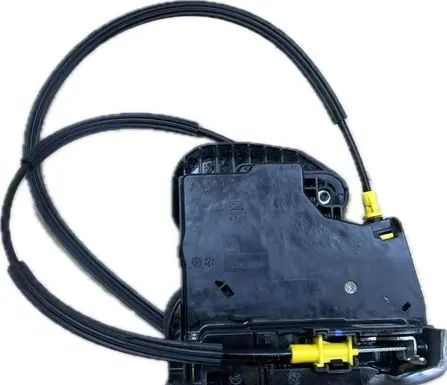 Buick Enclave II Rear door lock 13598385