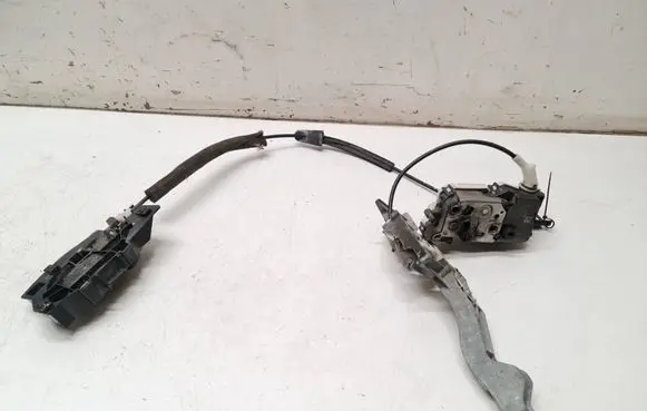 Peugeot Partner Front door lock A01851 3439A071813