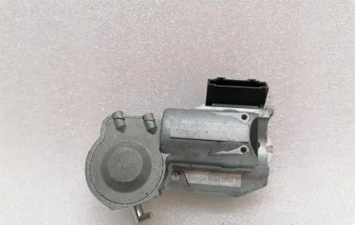Mercedes-Benz CLS C219 Steering wheel lock A2034621130