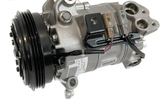 Renault Twingo III Air conditioning (A/C) compressor (pump) 926006316R T392220A