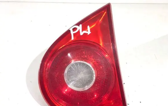 Volkswagen Golf V Rear/tail lights 1K6945094F