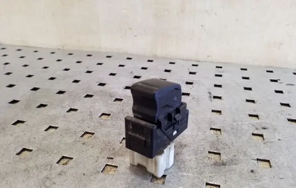 Subaru Forester SG Electric window control switch