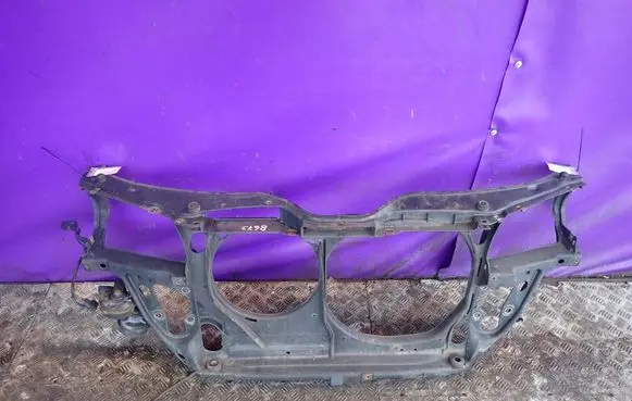 Volkswagen PASSAT B4 Front bodywork piece 
