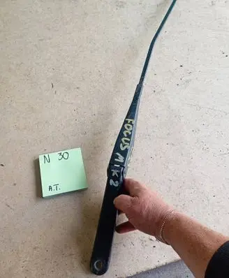 Ford Focus Front wiper blade arm 4M5117526AA