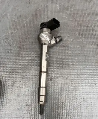 Volkswagen Arteon Shooting Brake Fuel injector 0445110960 05L130277M