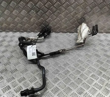 Audi Q5 SQ5 Engine coolant pipe/hose 05L122157AS