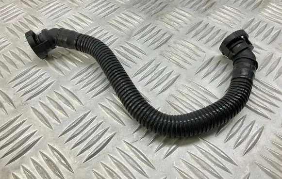Audi TT TTS Mk2 Breather hose/pipe 06J103221