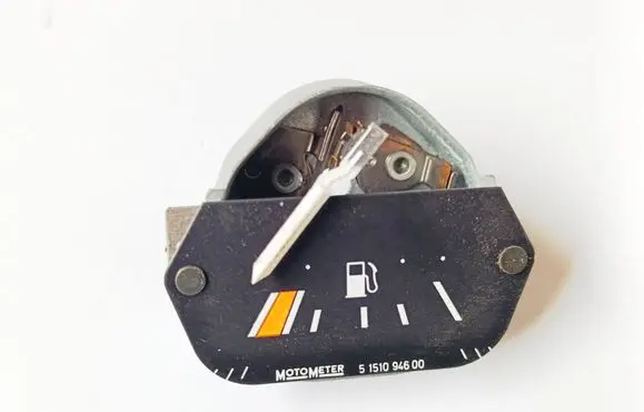 Volkswagen Golf II Speedometer (instrument cluster) 5151094600