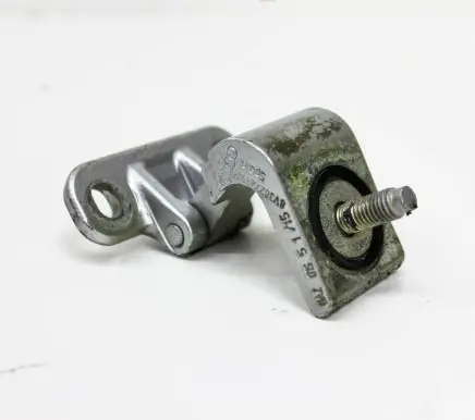 Volkswagen PASSAT B8 Tailgate/trunk/boot hinge 8V3827299A