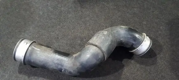 Mercedes-Benz C W203 Intercooler hose/pipe a2035281782