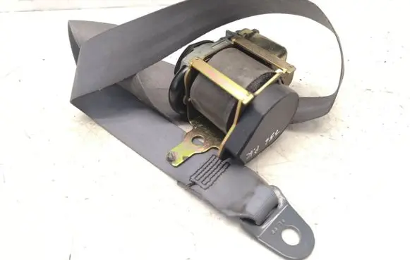 Peugeot 806 Front seatbelt E2048103 048103