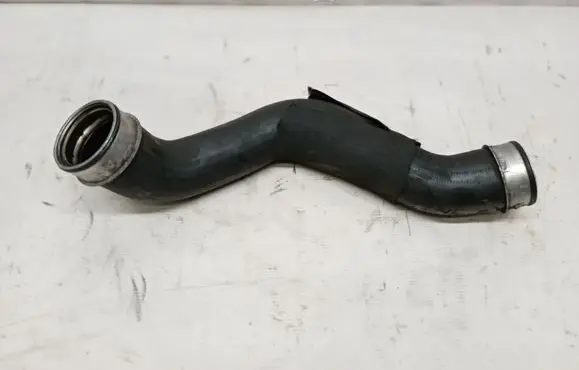 Mercedes-Benz CLS C219 Intercooler hose/pipe A2115282482