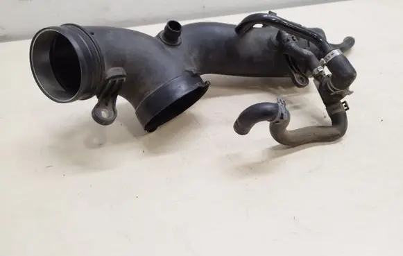 Audi A8 S8 D4 4H Air intake duct part 4H0129711D