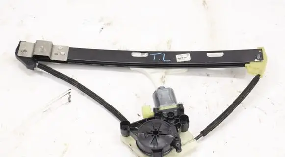Volkswagen T-Roc Front door window regulator with motor