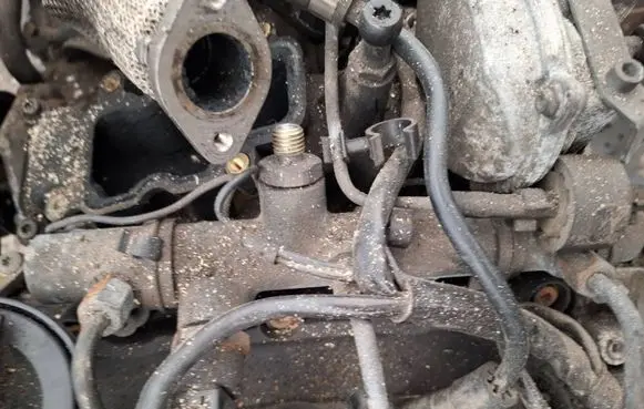 Audi A6 S6 C6 4F Fuel main line pipe