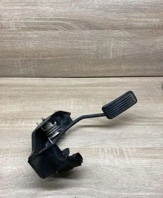 Toyota Avensis Verso Accelerator throttle pedal 7811135030