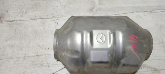 Exhaust heat shield