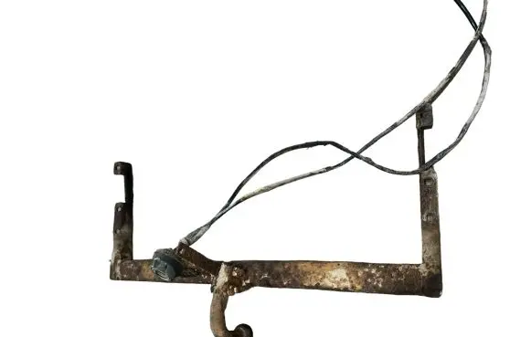 Toyota Corolla Verso AR10 Tie down hook / loop 