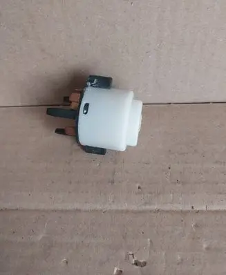Audi A4 S4 B5 8D Ignition lock contact 4B0905849 160200