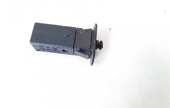 BMW 3 E90 E91 Sensor 82289392