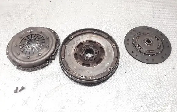 Volkswagen PASSAT B5 Clutch set kit 1878001193