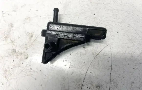 Subaru Justy Valve vacuum 